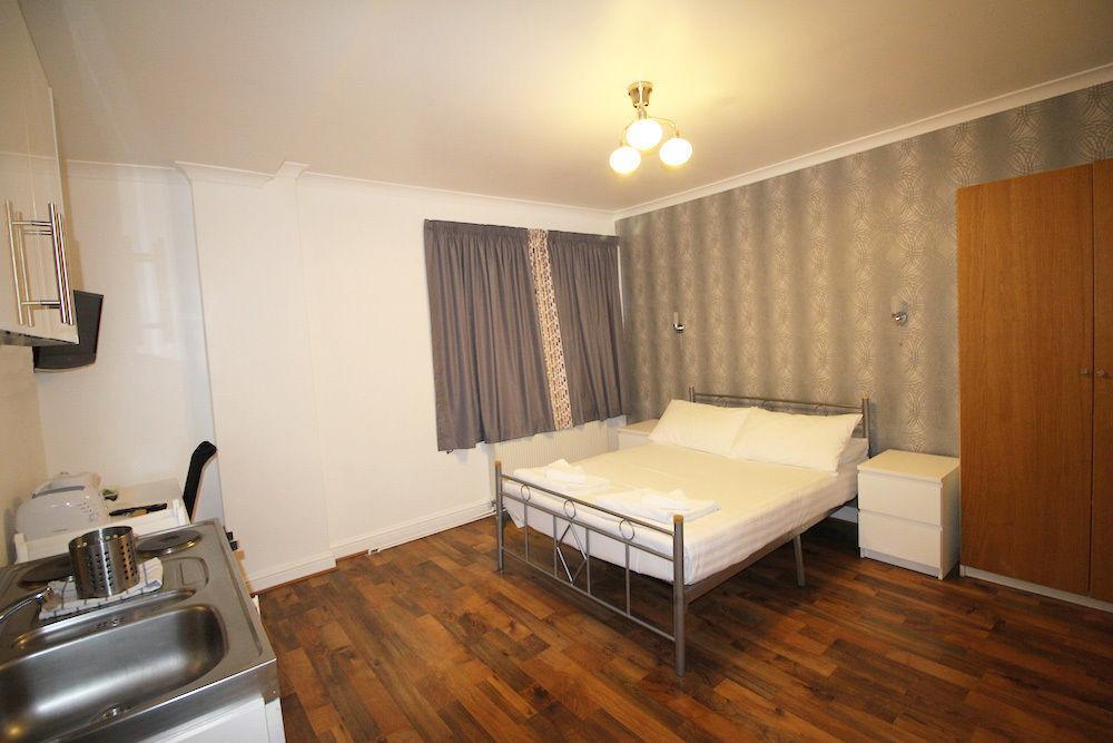 Flexistay Tulsi Aparthotel Croydon Extérieur photo